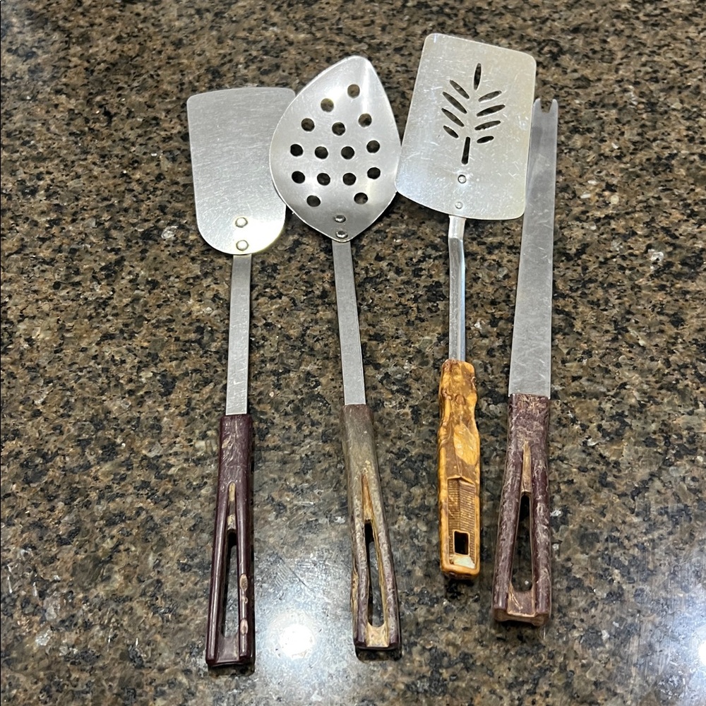 Vintage Metal Kitchen Utensils.